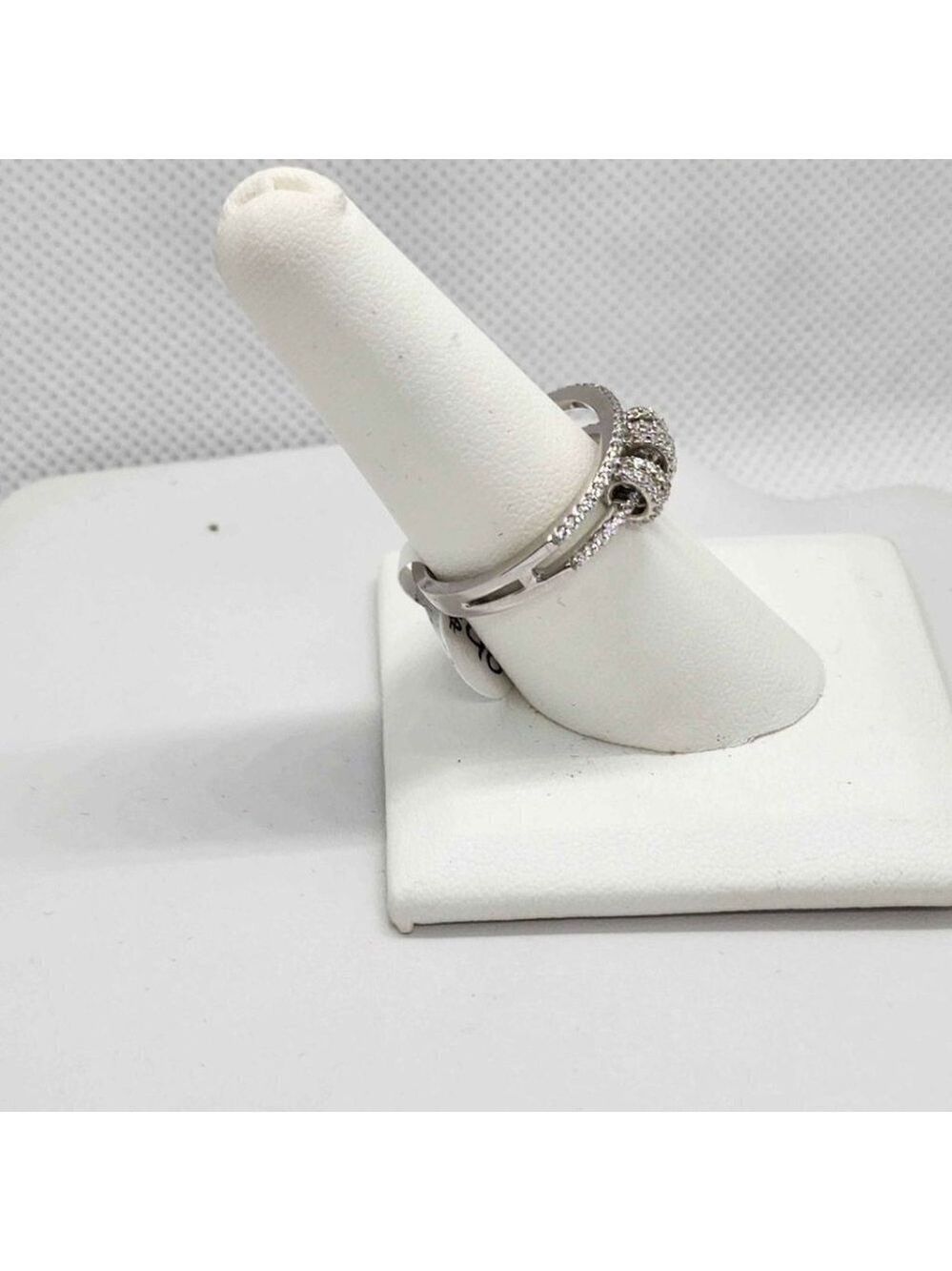 Last One Sterling Silver 925 Twisted Design Sparkling Band - Picture 2 of 8